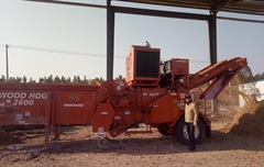 江蘇美尚生態景觀公司采購一臺木霸克工業級粉碎機2600